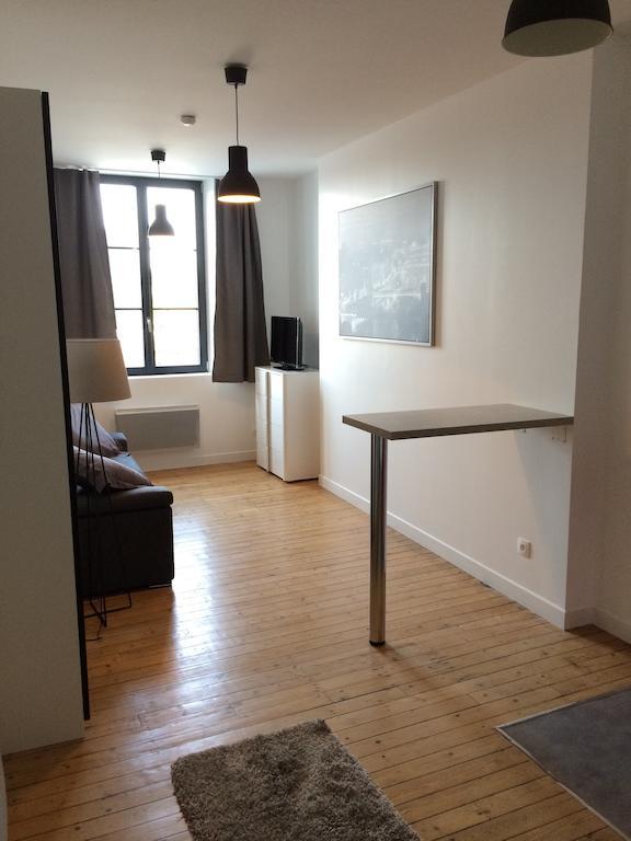 Som-Home Péronne Esterno foto